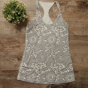 Lululemon Gray Floral Racerback Tank Top Size 6